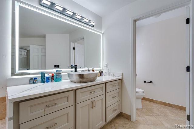 17021 Algonquin Drive, Northville, MI 48168