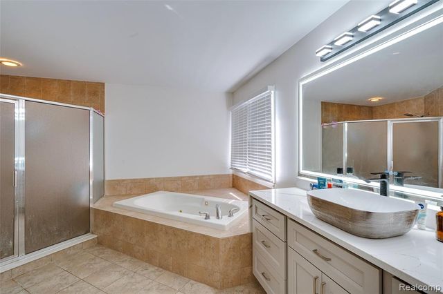 17021 Algonquin Drive, Northville, MI 48168