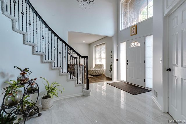 17021 Algonquin Drive, Northville, MI 48168