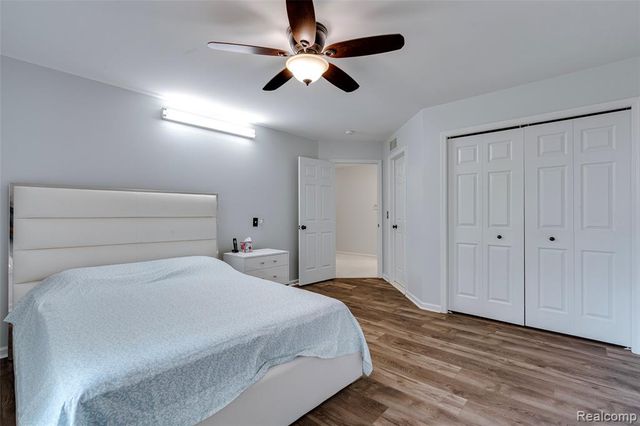 17021 Algonquin Drive, Northville, MI 48168