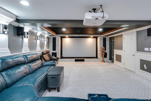 17021 Algonquin Drive, Northville, MI 48168