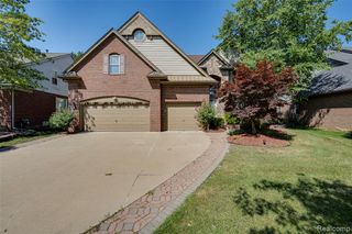 17021 Algonquin Drive, Northville, MI 48168