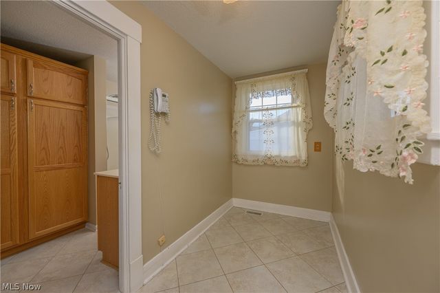 213 Genoa Avenue SW, Massillon, OH 44646