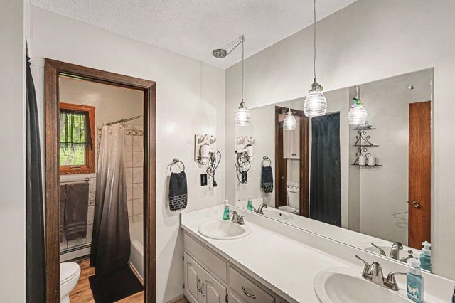 28264 Olinda Trail, Lindstrom, MN 55045