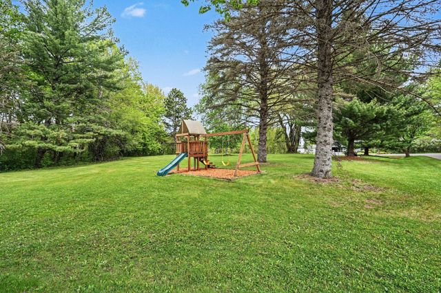 28264 Olinda Trail, Lindstrom, MN 55045