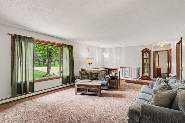 28264 Olinda Trail, Lindstrom, MN 55045