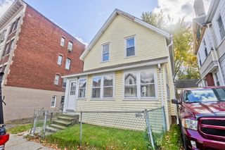 956 Dwight St, Holyoke, MA 01040