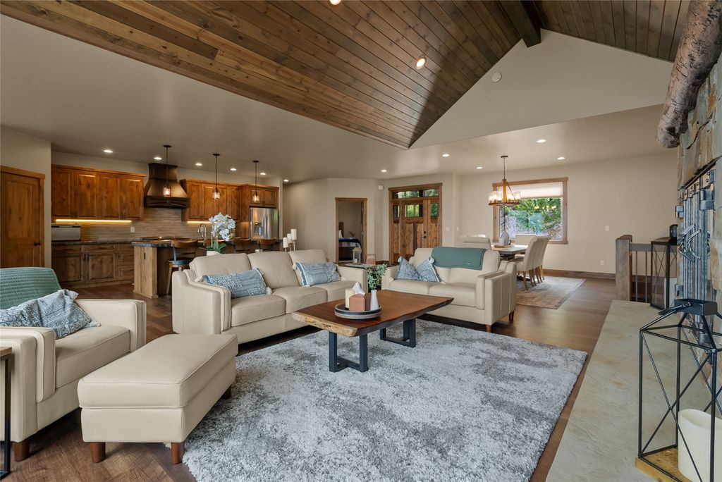 360 Ridge Line Drive, Lakeside, MT 59922 photo 12