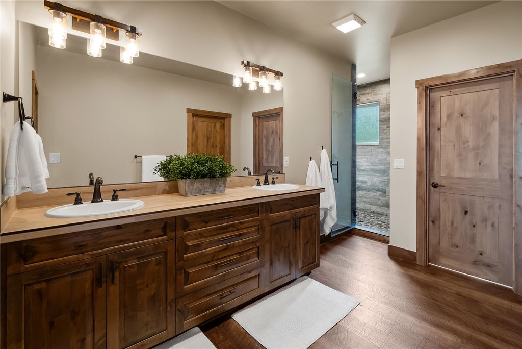 360 Ridge Line Drive, Lakeside, MT 59922 photo 22