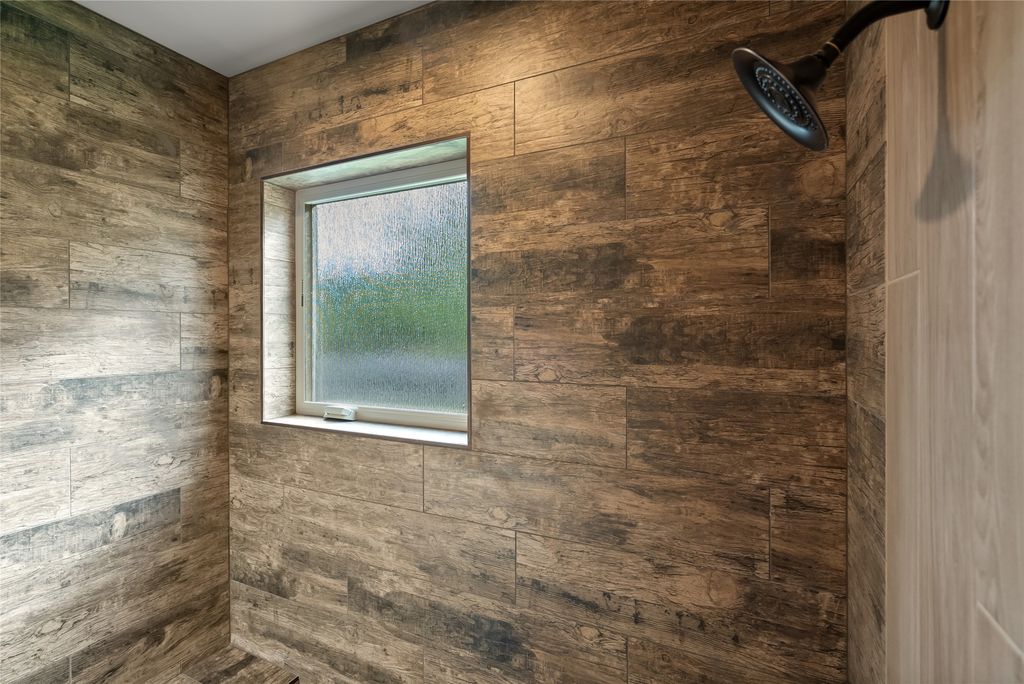 360 Ridge Line Drive, Lakeside, MT 59922 photo 23