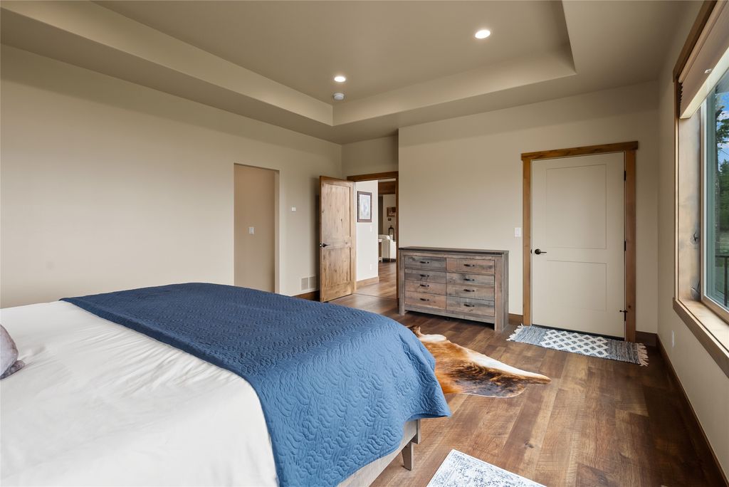 360 Ridge Line Drive, Lakeside, MT 59922 photo 26