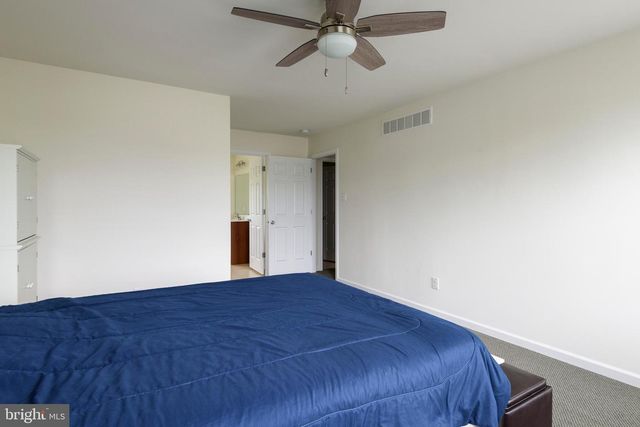 432 HIGHLAND CT, Oxford, PA 19363