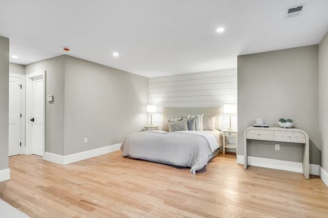 19 Deering, Lexington, MA 02421