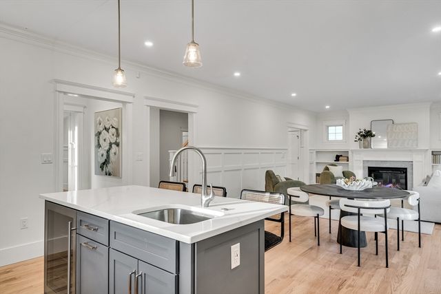 19 Deering, Lexington, MA 02421