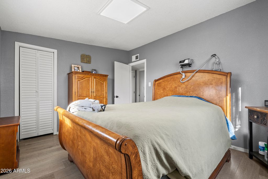 Image 20 of property listing at 101 E YUMA Street, Huachuca City, AZ 85616