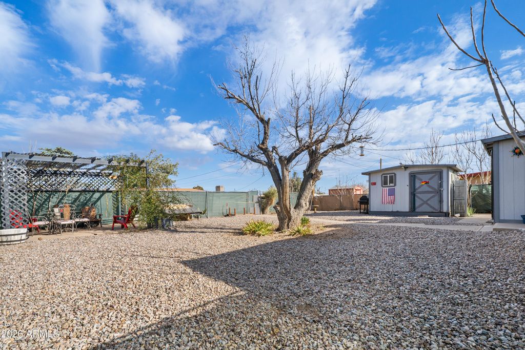 Image 23 of property listing at 101 E YUMA Street, Huachuca City, AZ 85616