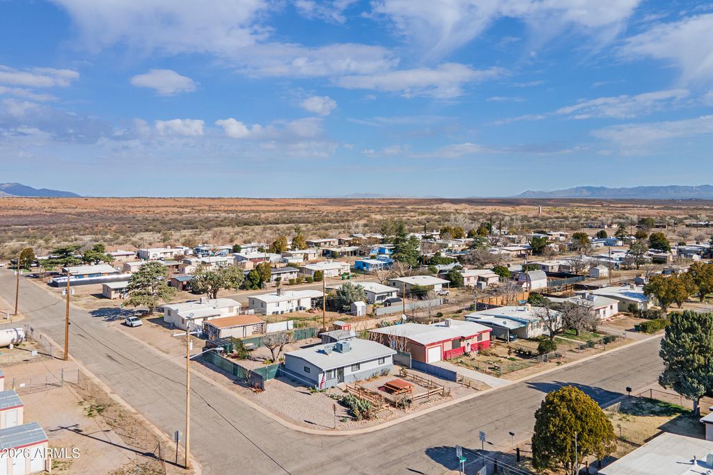 Image 34 of property listing at 101 E YUMA Street, Huachuca City, AZ 85616