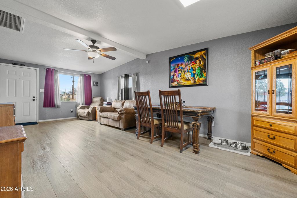 Image 8 of property listing at 101 E YUMA Street, Huachuca City, AZ 85616