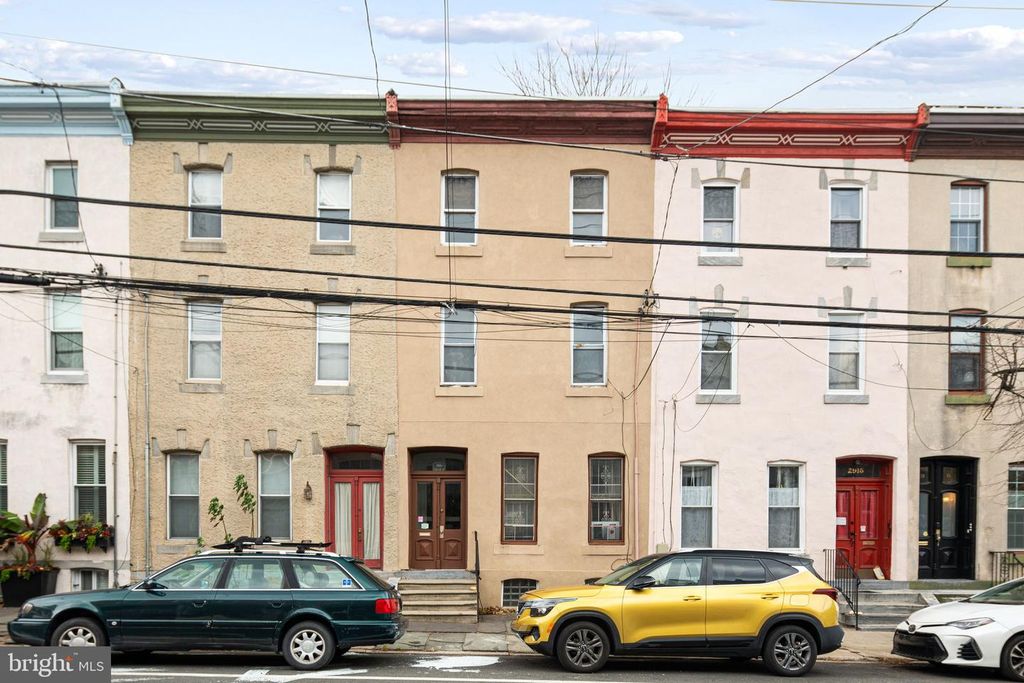 2914 POPLAR ST, Philadelphia, PA 19130