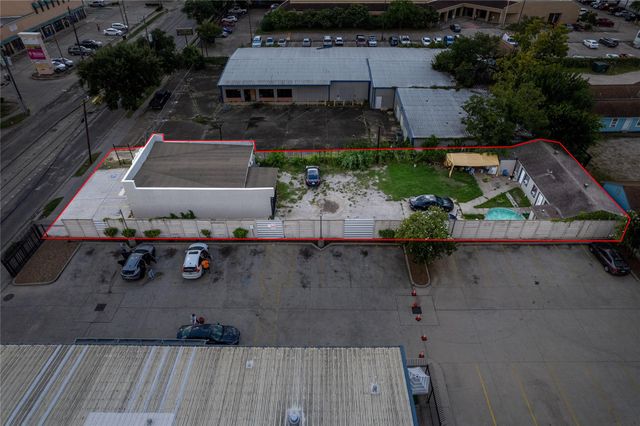 7016 Harrisburg Boulevard, Houston, TX 77011