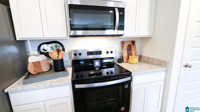 1670 BIRCH BARK LANE, Odenville, AL 35120