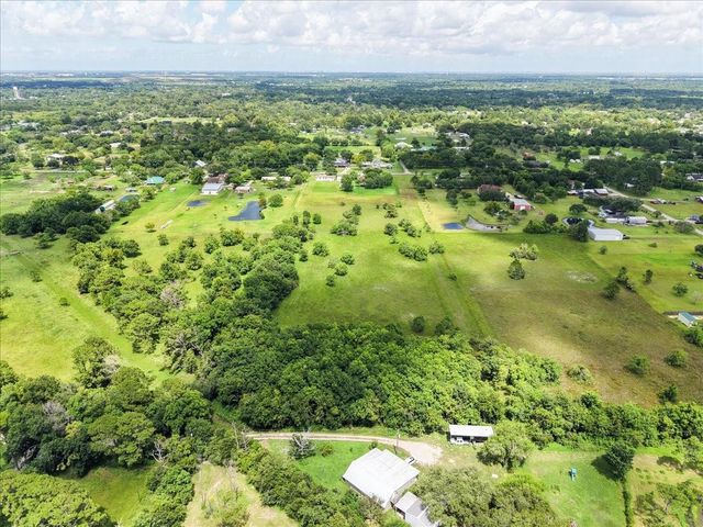 Tract 1 Avenue P, Santa Fe, TX 77510