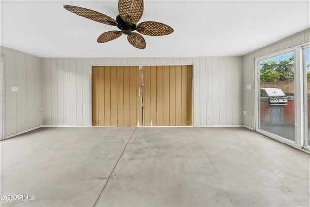 5709 S PALM Drive, Tempe, AZ 85283