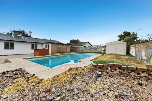 5709 S PALM Drive, Tempe, AZ 85283