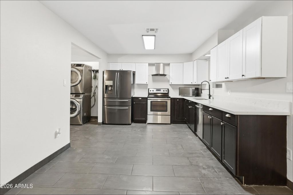 5709 S PALM Drive, Tempe, AZ 85283 — photo 5