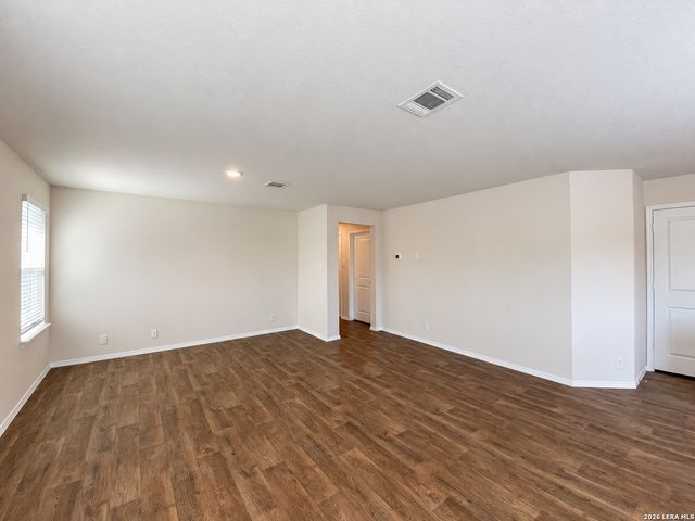 1150 Barn Swallow Way, San Antonio, TX 78253