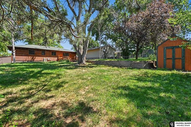 1307 Hansen Avenue, Bellevue, NE 68005