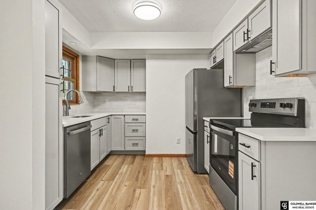 1307 Hansen Avenue, Bellevue, NE 68005