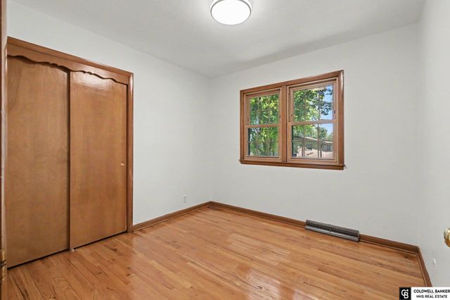 1307 Hansen Avenue, Bellevue, NE 68005