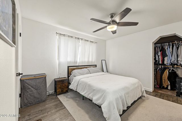 2410 E CONTESSA Street, Mesa, AZ 85213