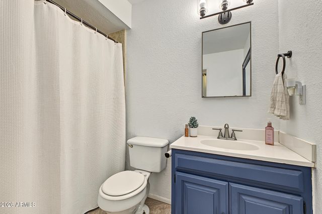 2410 E CONTESSA Street, Mesa, AZ 85213