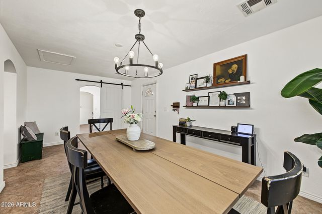 2410 E CONTESSA Street, Mesa, AZ 85213