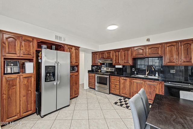 2410 E CONTESSA Street, Mesa, AZ 85213