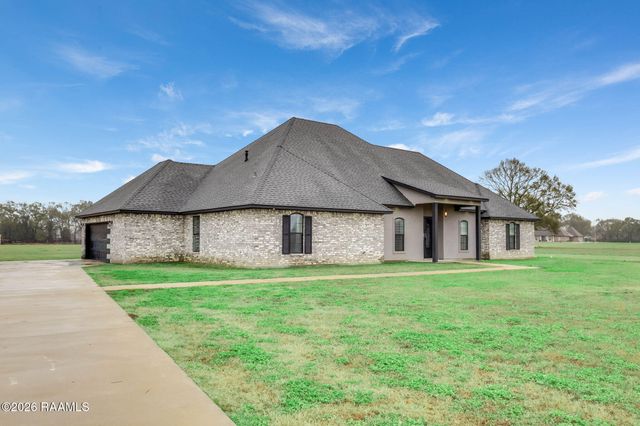 176 Wagon Trail Drive, Opelousas, LA 70570