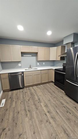 43 Lansing Street, Aurora, CO 80010