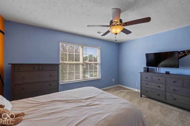 11896 Bengals Drive, Fishers, IN 46037