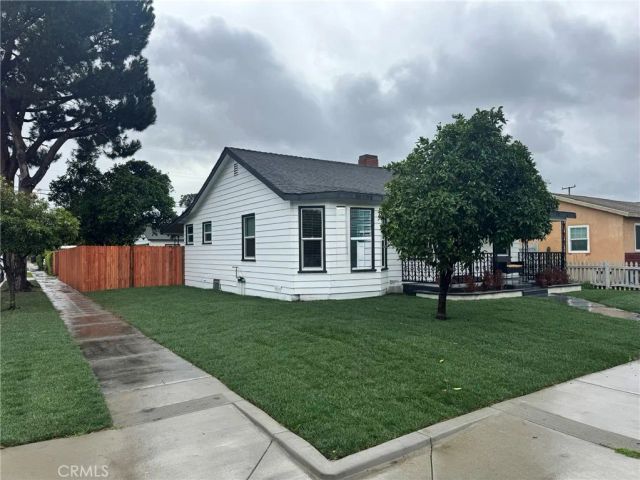 6556 San Vincente, Paramount, CA 90723