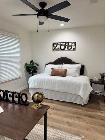 6556 San Vincente, Paramount, CA 90723