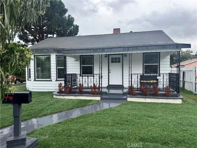 6556 San Vincente, Paramount, CA 90723