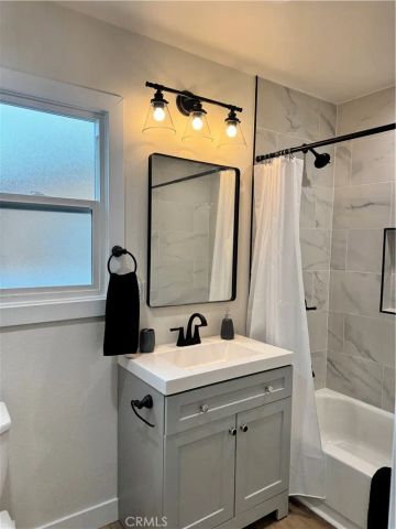 6556 San Vincente, Paramount, CA 90723