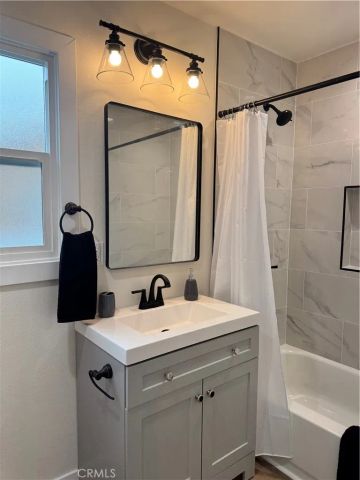 6556 San Vincente, Paramount, CA 90723