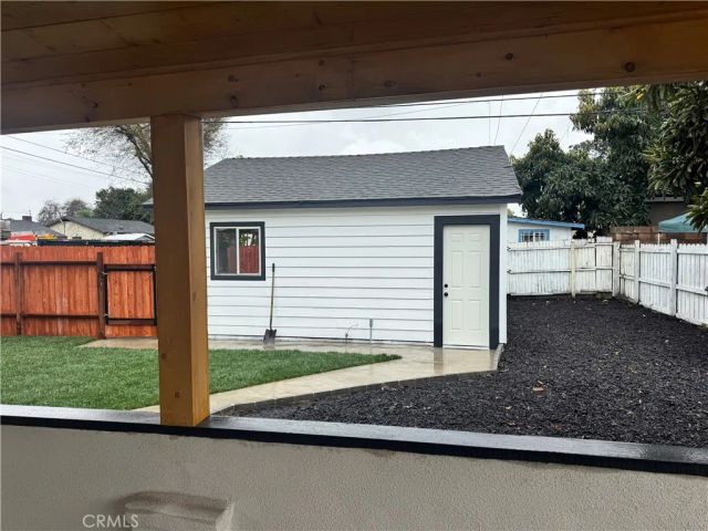 6556 San Vincente, Paramount, CA 90723