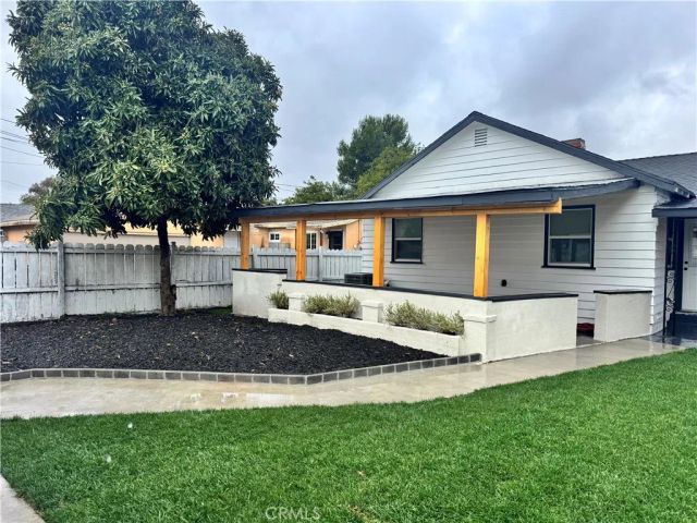 6556 San Vincente, Paramount, CA 90723