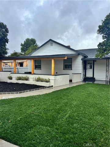 6556 San Vincente, Paramount, CA 90723