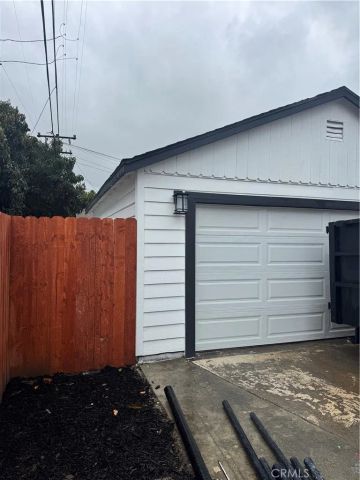 6556 San Vincente, Paramount, CA 90723