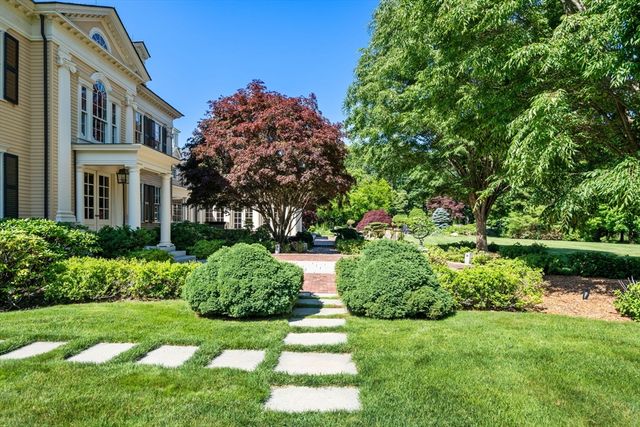 495 Hugh Cargill Rd, Concord, MA 01742